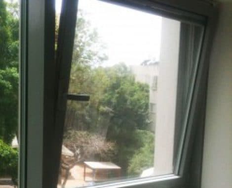 חלון דריקיף פתיחה כפולה